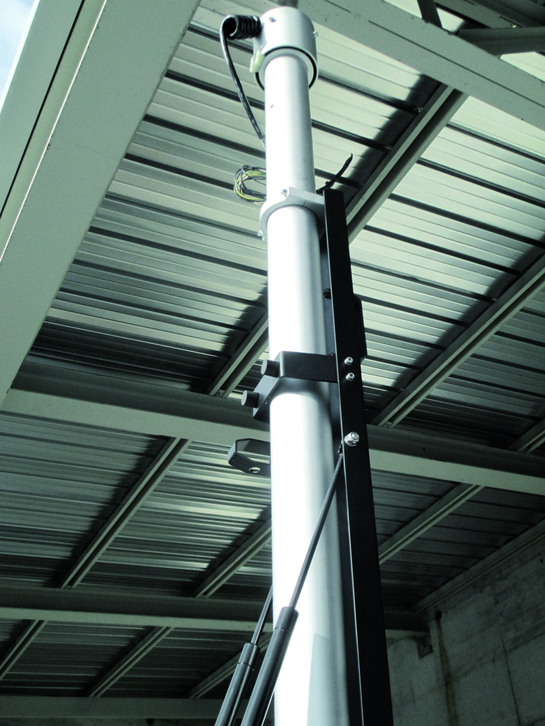 Manual Roof Mast Fireco US